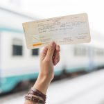 Покупка билетов на самолёт и поезд: как, когда и на что обратить внимание